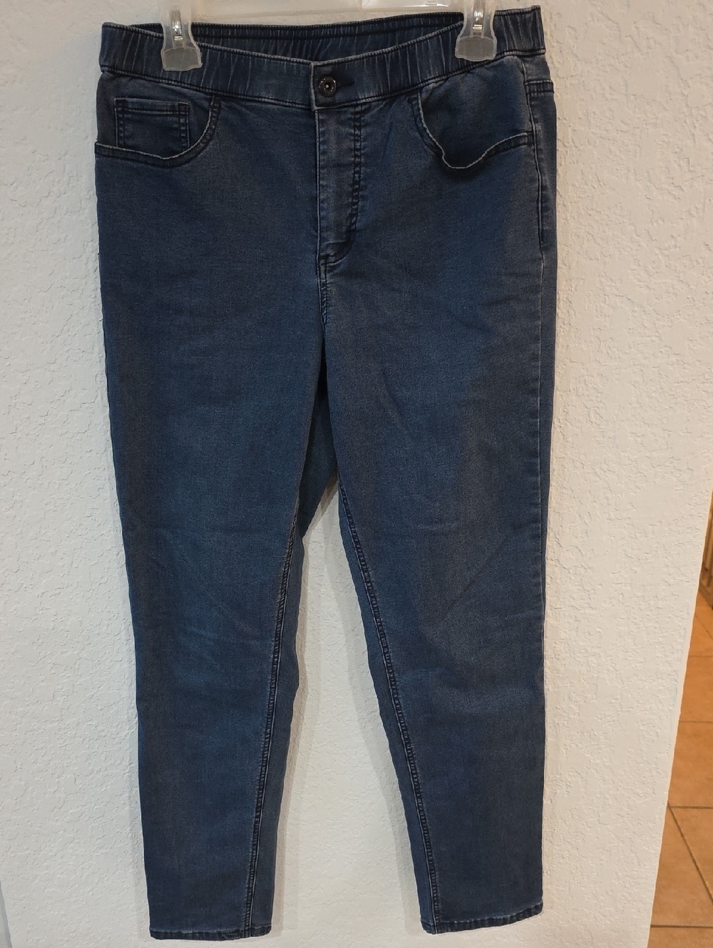 D. & Co. Slim Fit Navy Skinny Jeans for Women Size 12